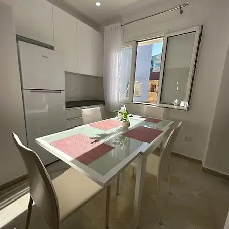 Seaview Apartament Appartamento *